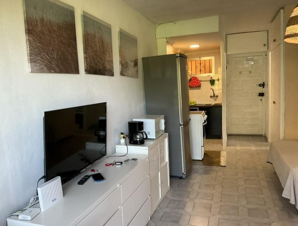 Studio till salu i Benalmadena Costa med pool - 195 000 € (Ref: 10009183)