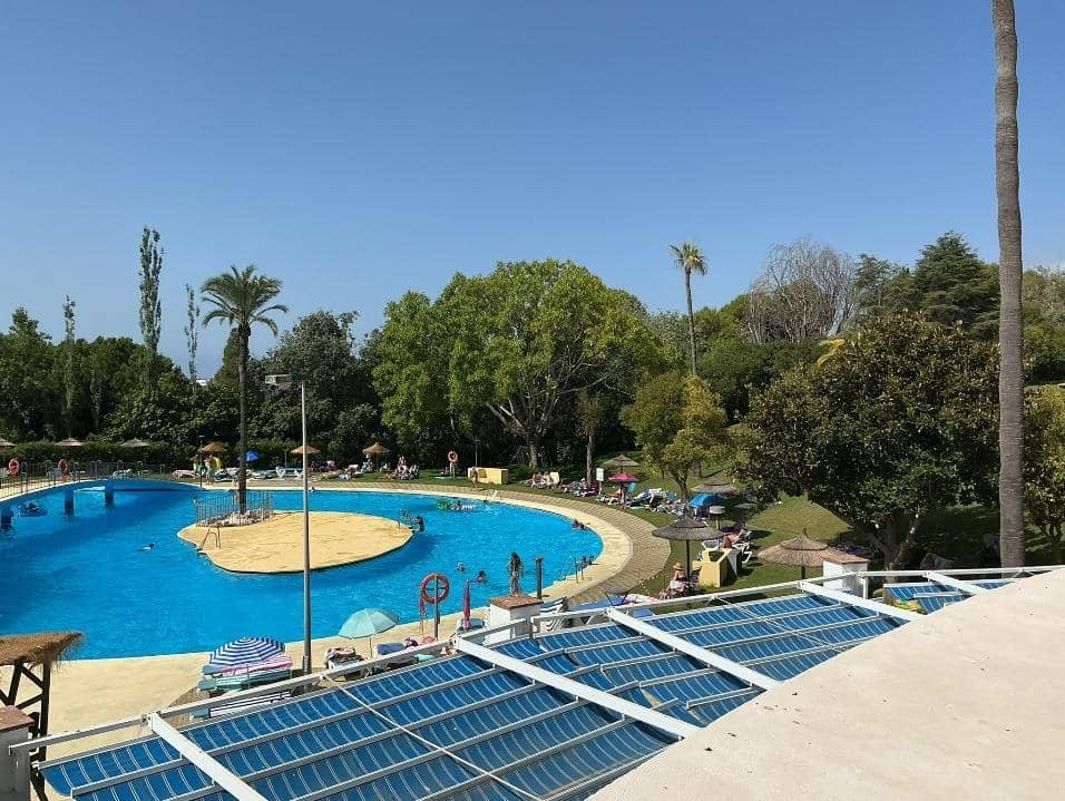 Studio till salu i Benalmadena Costa med pool - 195 000 € (Ref: 10009183)