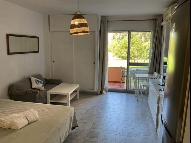 Studio till salu i Benalmadena Costa, Benalmádena med pool - 195 000 € (Ref: 10009183)