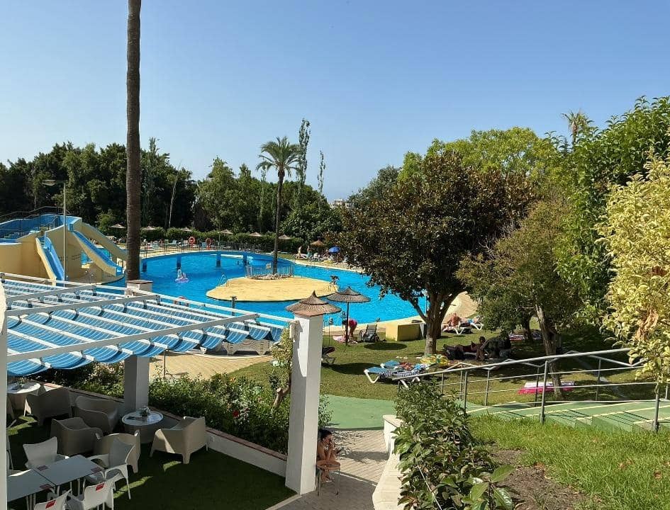 Studio till salu i Benalmadena Costa med pool - 195 000 € (Ref: 10009183)
