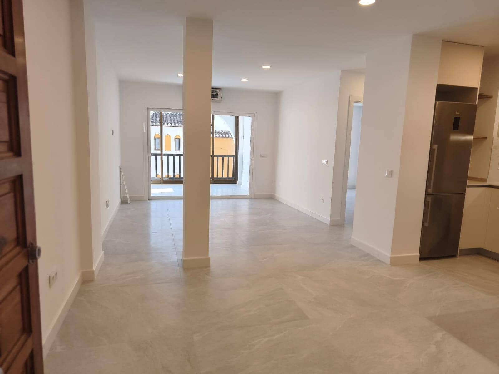 1 slaapkamer Appartement te huur in Fuengirola met zwembad garage - € 1.350 (Ref: 10032133)
