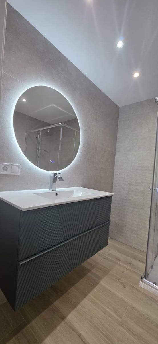 3 bedroom Apartment for rent in Torremolinos with pool - € 1,950 (Ref: 10032134)