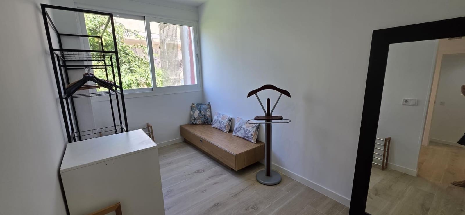 3 bedroom Apartment for rent in Torremolinos with pool - € 1,950 (Ref: 10032134)