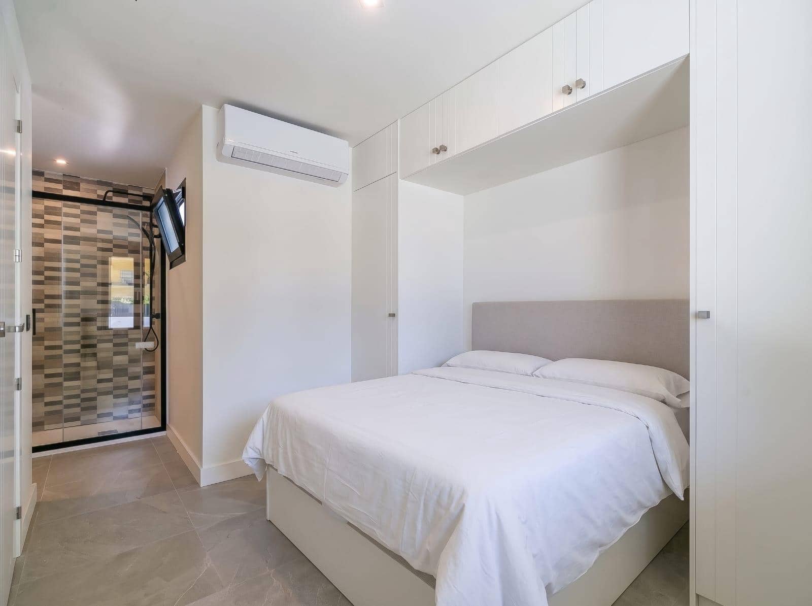 3 soveværelse Villa til salg i Benalmadena med swimmingpool garage - € 1.350.000 (Ref: 10091191)