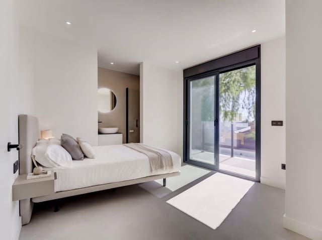 3 soveværelse Villa til salg i Puerto Marina, Benalmádena med swimmingpool garage - € 1.350.000 (Ref: 10091191)