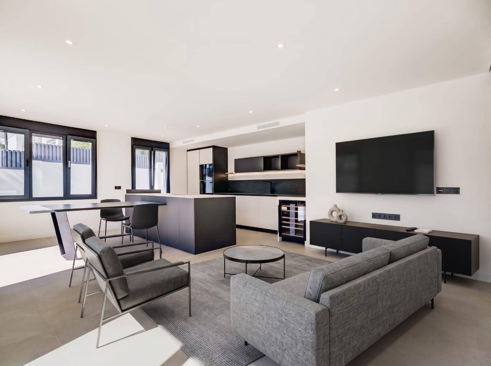 3 soveværelse Villa til salg i Benalmadena med swimmingpool garage - € 1.350.000 (Ref: 10091191)