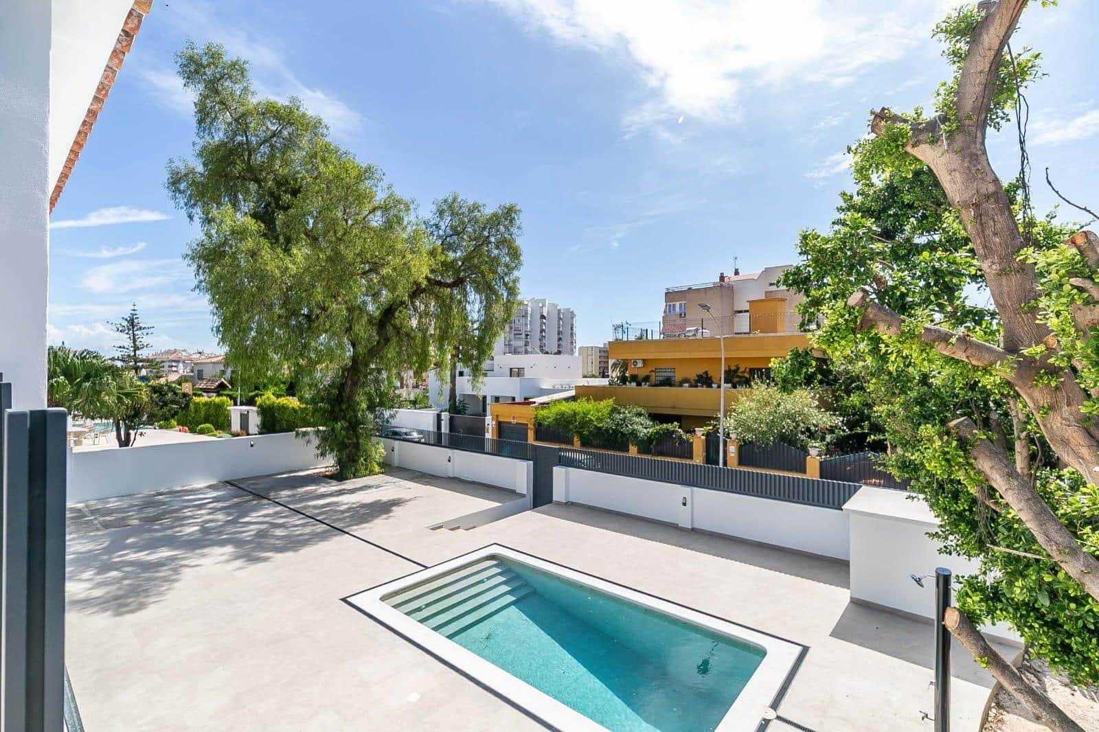 3 soveværelse Villa til salg i Benalmadena med swimmingpool garage - € 1.350.000 (Ref: 10091191)