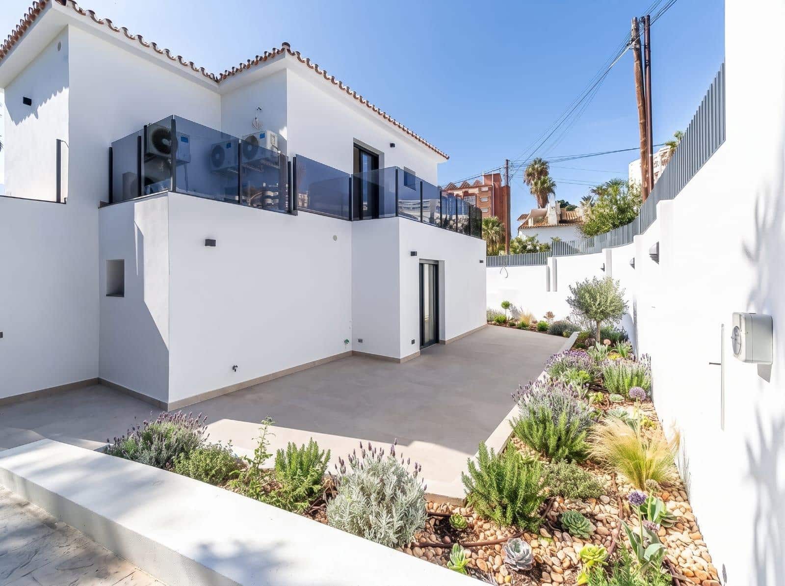 3 soveværelse Villa til salg i Benalmadena med swimmingpool garage - € 1.350.000 (Ref: 10091191)