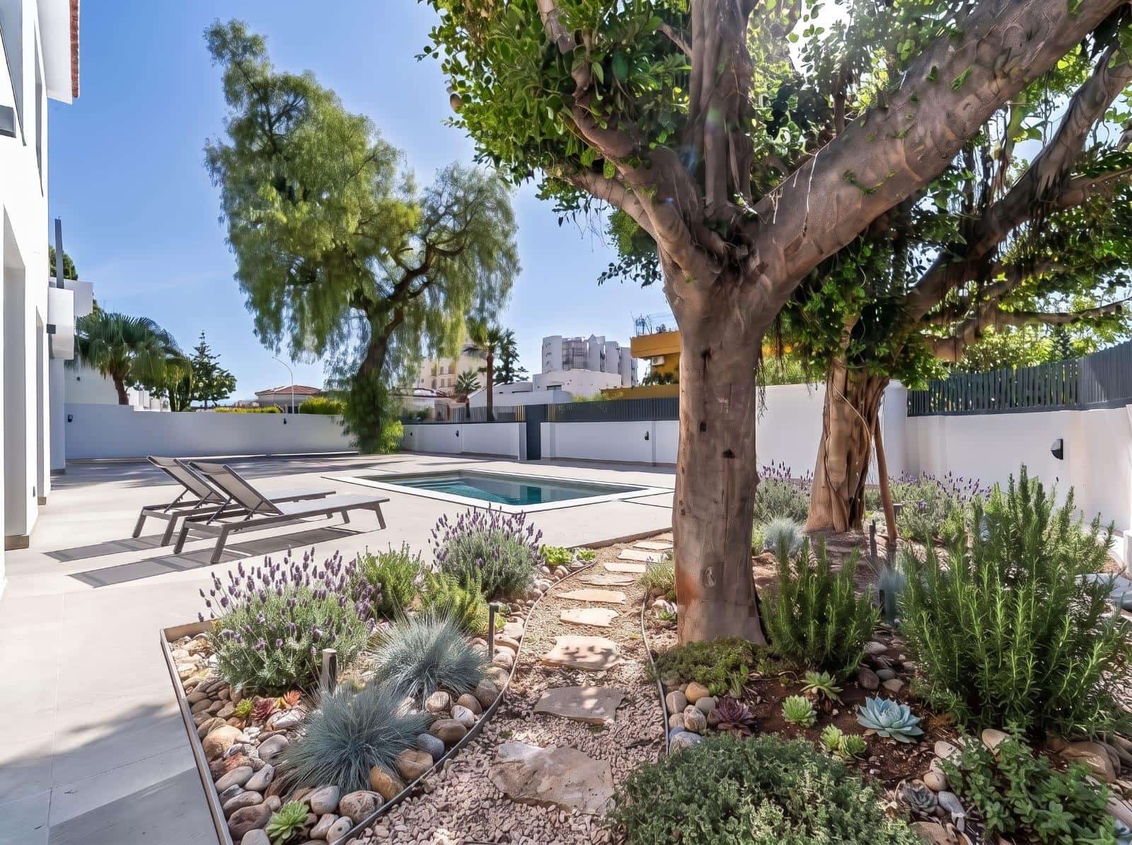 3 soveværelse Villa til salg i Benalmadena med swimmingpool garage - € 1.350.000 (Ref: 10091191)