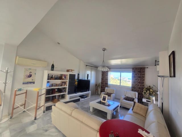 Chalet de 3 habitaciones en Torremolinos en venta con garaje - 950.000 € (Ref: 10119993)