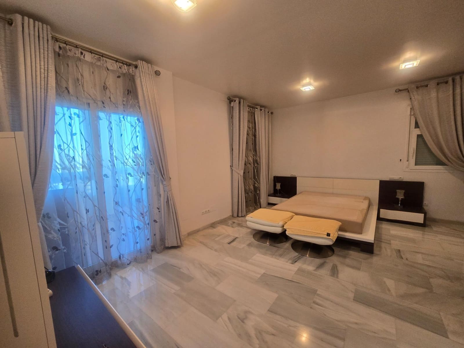 Chalet de 3 habitaciones en Torremolinos en venta con garaje - 950.000 € (Ref: 10119993)