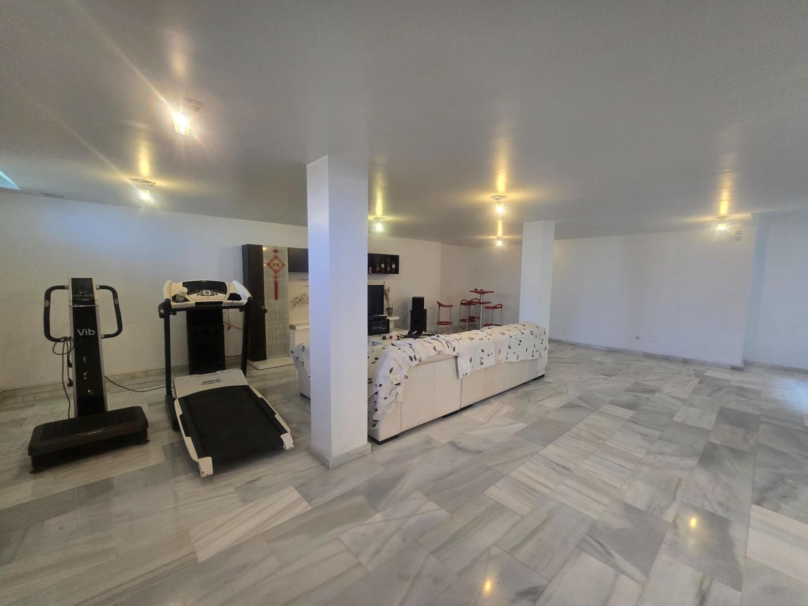 Chalet de 3 habitaciones en Torremolinos en venta con garaje - 950.000 € (Ref: 10119993)