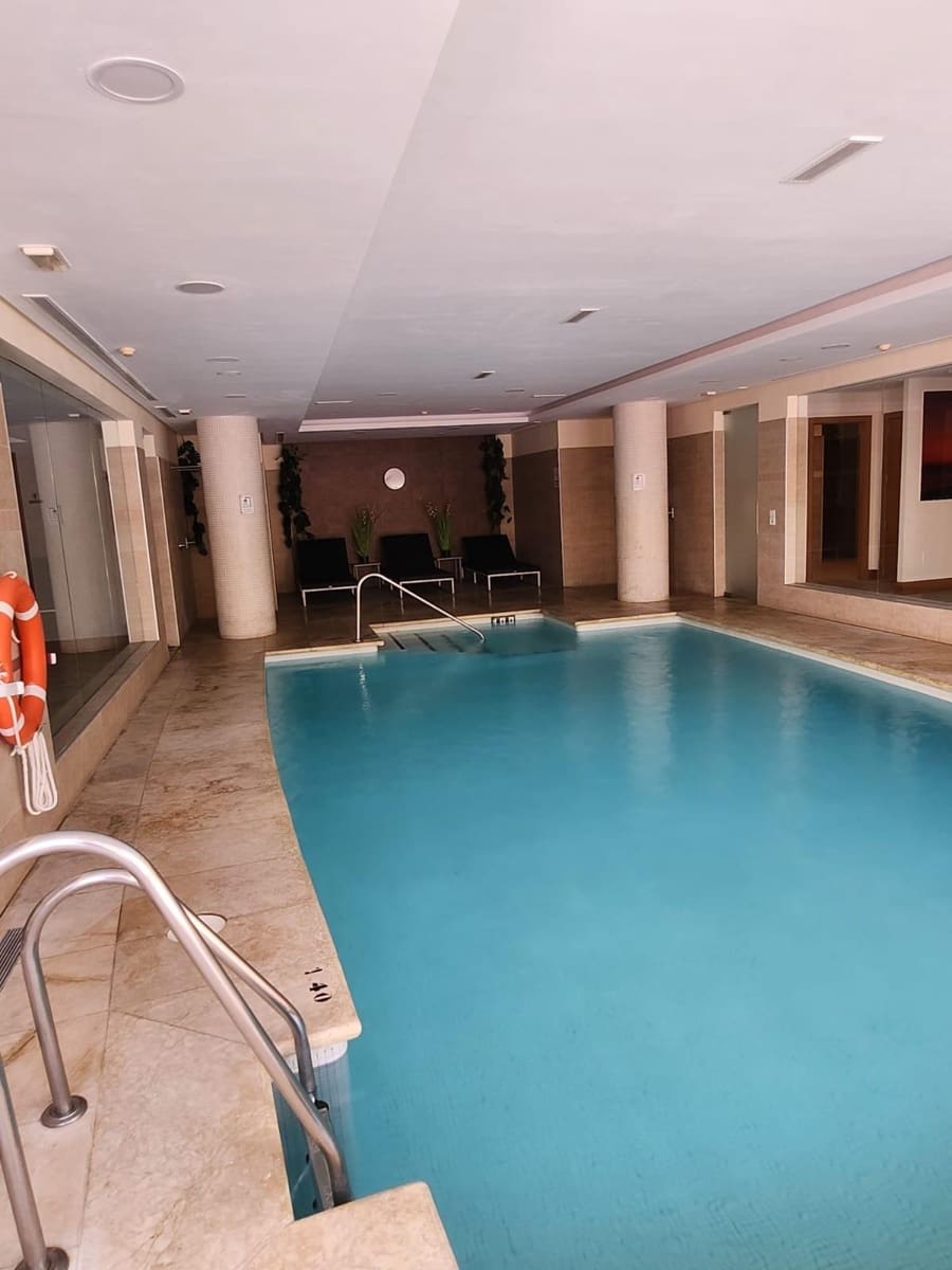 2 soverom Leilighet til salgs i Marbella med svømmebasseng garasje - € 450 000 (Ref: 10129656)