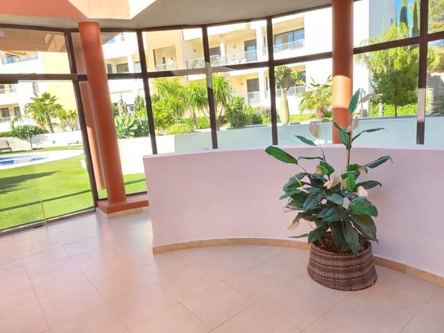 2 soverom Leilighet til salgs i Alto de los Monteros, Marbella med svømmebasseng garasje - € 450 000 (Ref: 10129656)