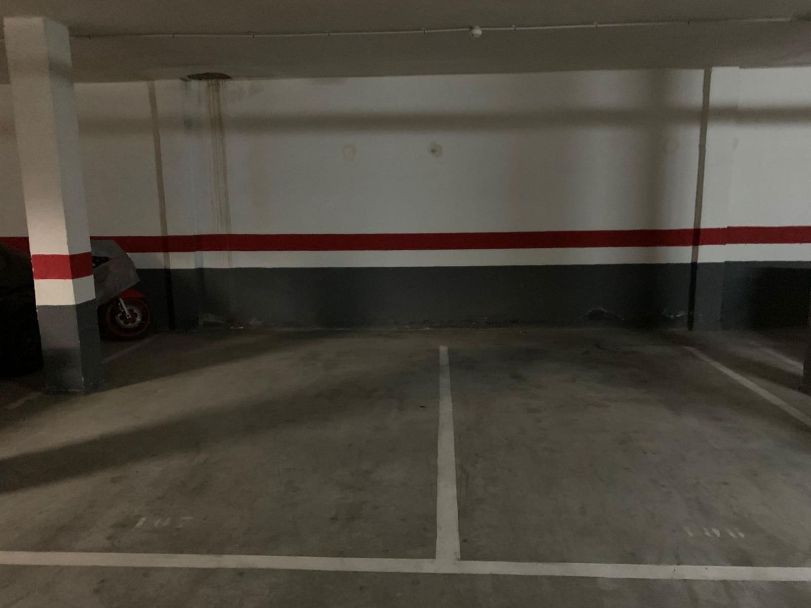 1 soverom Leilighet til leie i Benalmadena med svømmebasseng garasje - € 1 200 (Ref: 10139809)