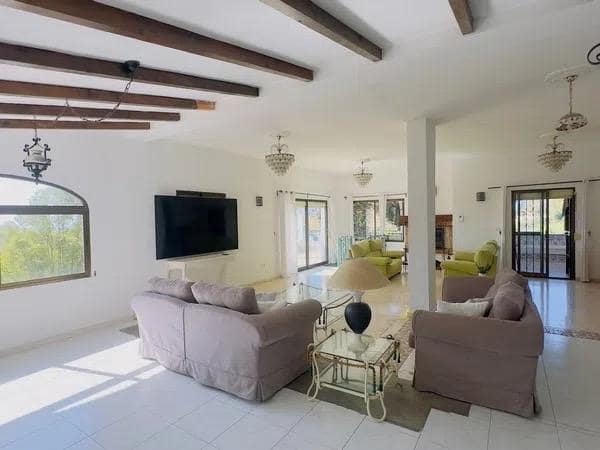 5 bedroom Villa for sale in Benalmadena with pool garage - € 995,000 (Ref: 10142455)