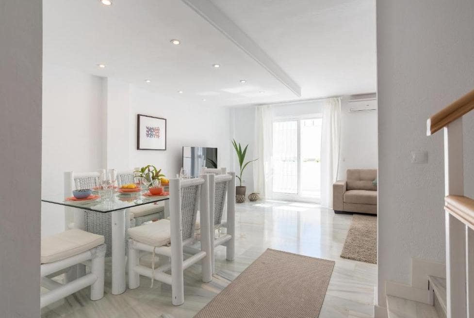 7 bedroom Terraced Villa for sale in Torrequebrada with pool garage - € 610,000 (Ref: 10159807)
