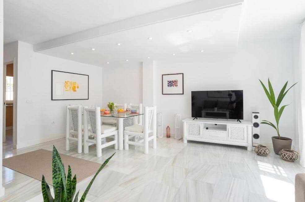 7 bedroom Terraced Villa for sale in Torrequebrada with pool garage - € 610,000 (Ref: 10159807)