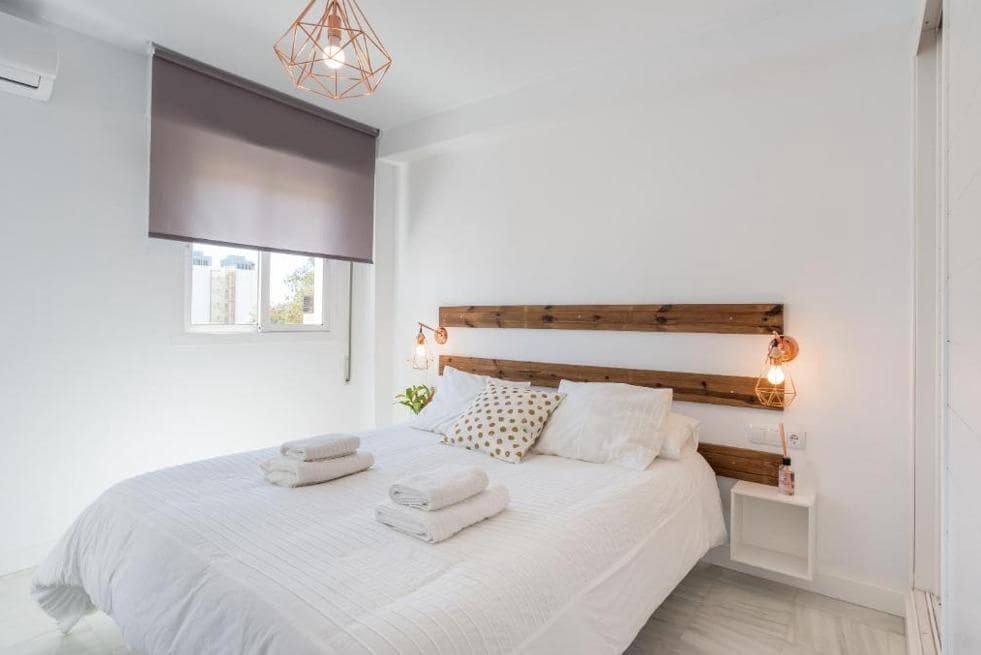7 bedroom Terraced Villa for sale in Torrequebrada with pool garage - € 610,000 (Ref: 10159807)