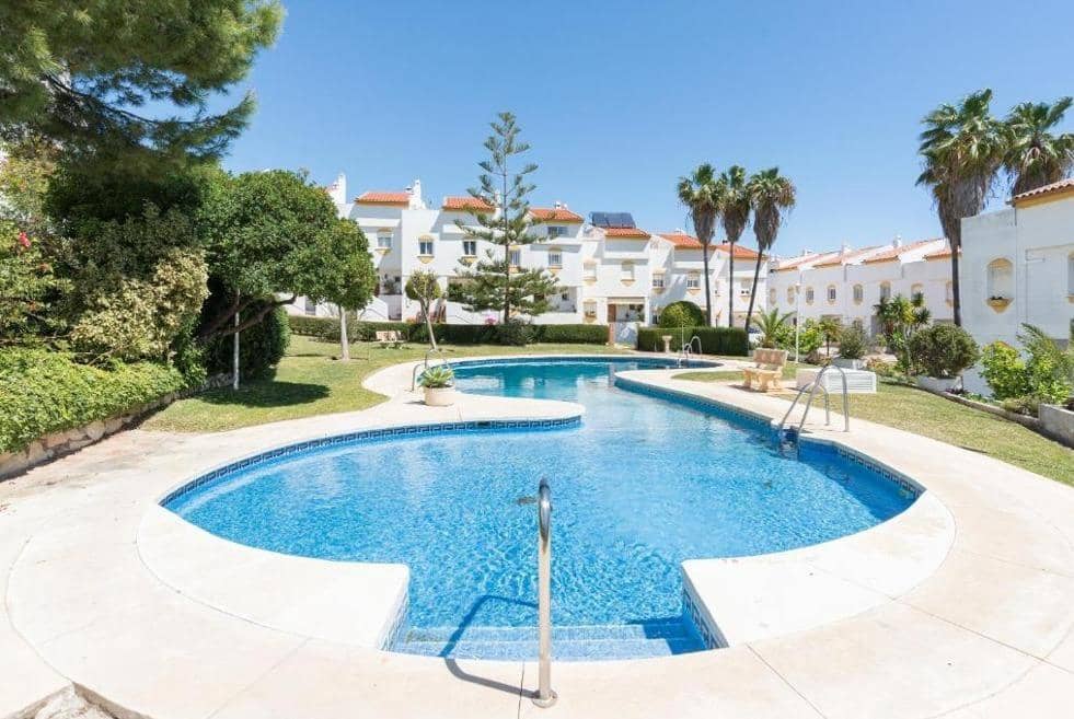 7 bedroom Terraced Villa for sale in Torrequebrada with pool garage - € 610,000 (Ref: 10159807)