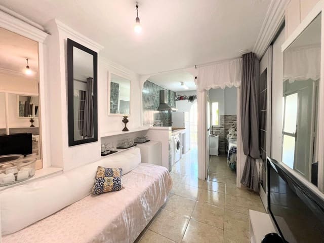 1 sypialnia Apartament na sprzedaż w Benalmádena z basenem - 189 000 € (Ref: 6795039)