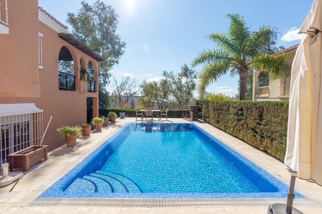 4 soverom Villa til salgs i El Candado, Málaga by med svømmebasseng garasje - € 1 180 000 (Ref: 6805598)