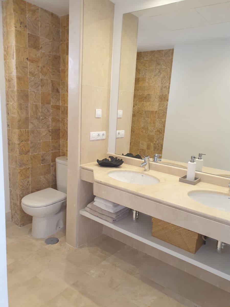 4 quarto Moradia em Banda para venda em Benalmadena com piscina garagem - 1 100 000 € (Ref: 6882709)