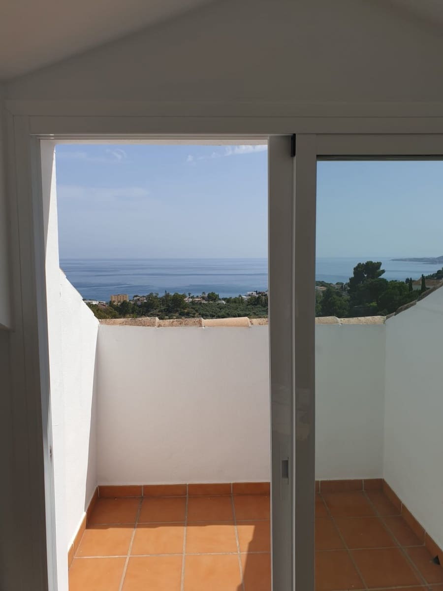 4 quarto Moradia em Banda para venda em Benalmadena com piscina garagem - 1 100 000 € (Ref: 6882709)