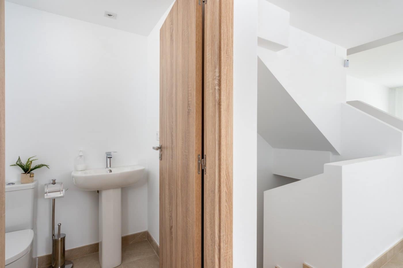 3 soveværelse Rækkehus til salg i Estepona med garage - € 348.000 (Ref: 7016196)