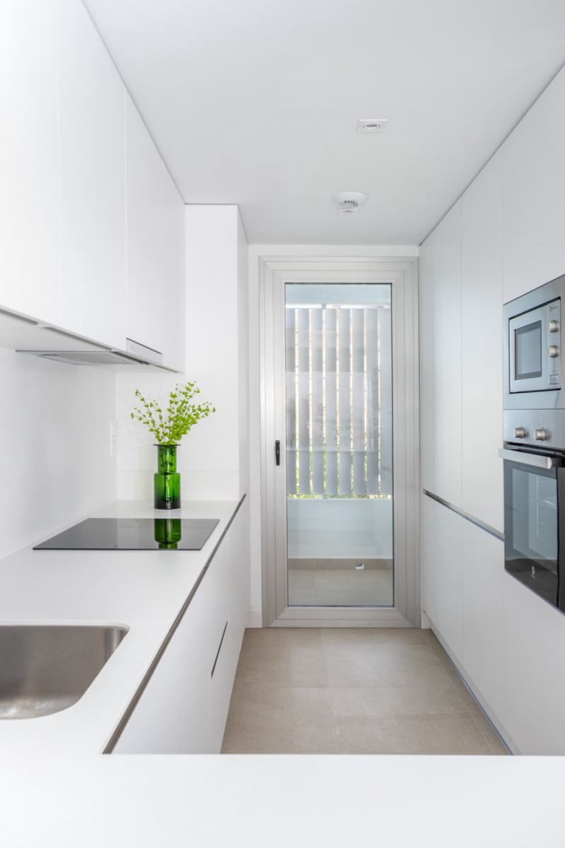 3 soveværelse Rækkehus til salg i Estepona med garage - € 348.000 (Ref: 7016196)