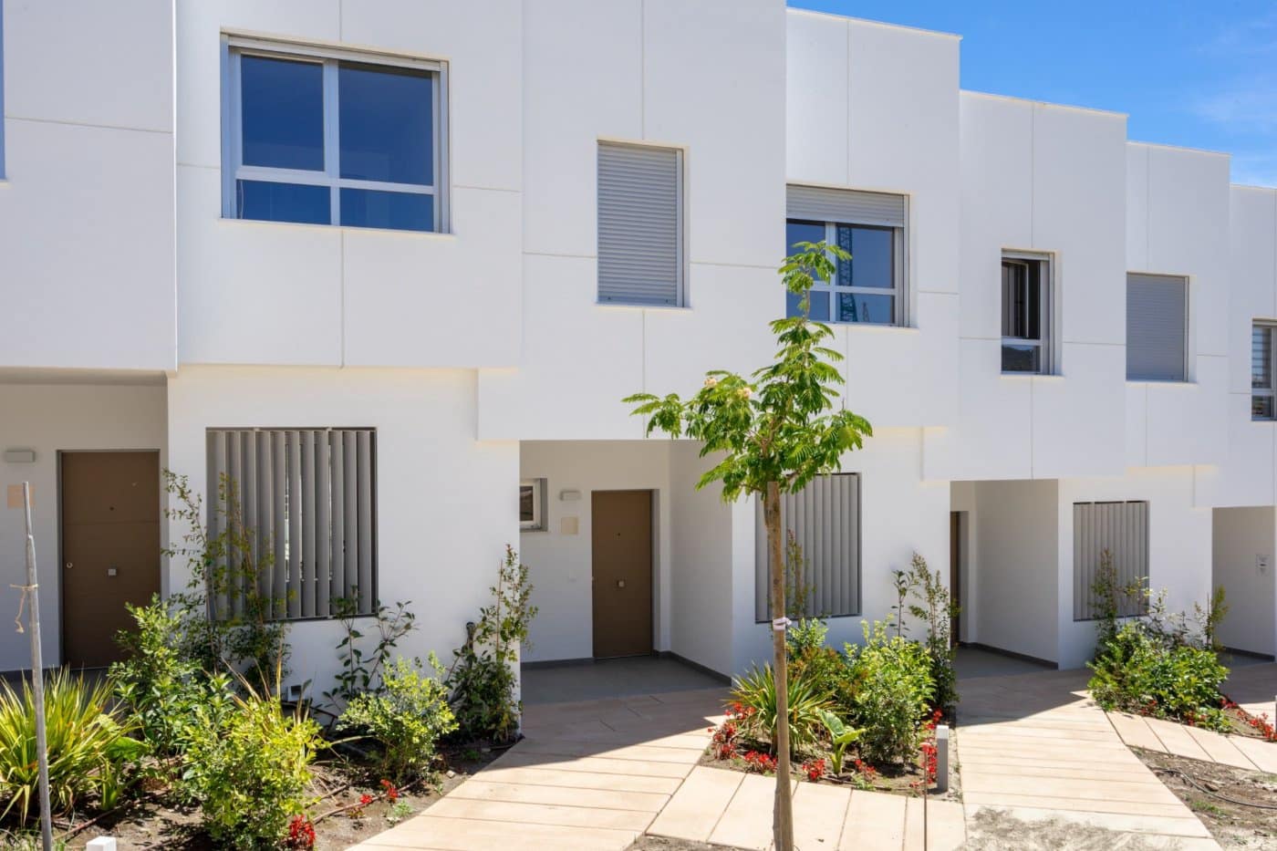 3 soveværelse Rækkehus til salg i Estepona med garage - € 348.000 (Ref: 7016196)