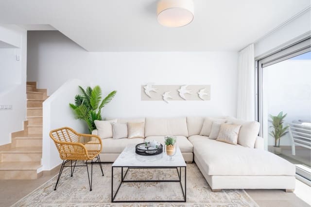 3 soveværelse Rækkehus til salg i Estepona med garage - € 348.000 (Ref: 7016196)