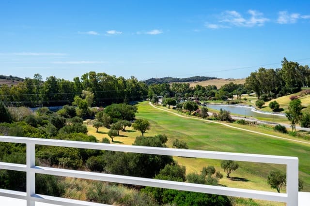 3 soveværelse Rækkehus til salg i Estepona med garage - € 348.000 (Ref: 7016196)