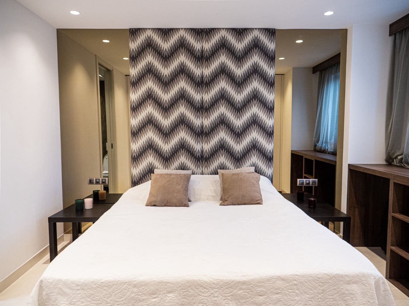 2 bedroom Apartment for sale in Puerto Banus - € 1,495,000 (Ref: 7166729)