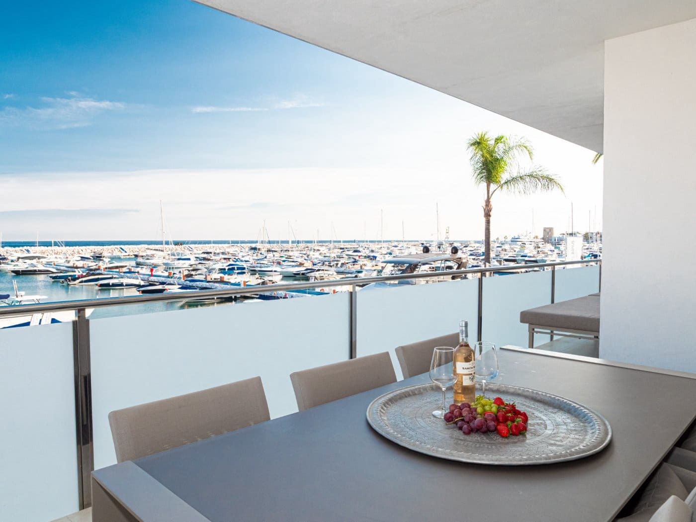 2 bedroom Apartment for sale in Puerto Banus - € 1,495,000 (Ref: 7166729)