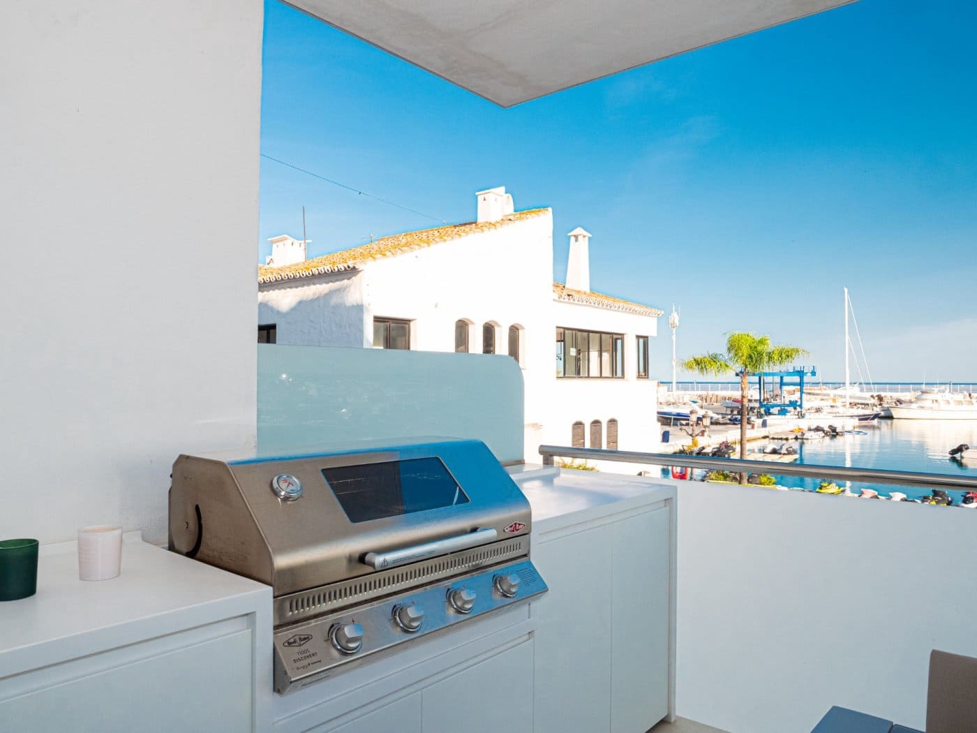 2 bedroom Apartment for sale in Puerto Banus - € 1,495,000 (Ref: 7166729)