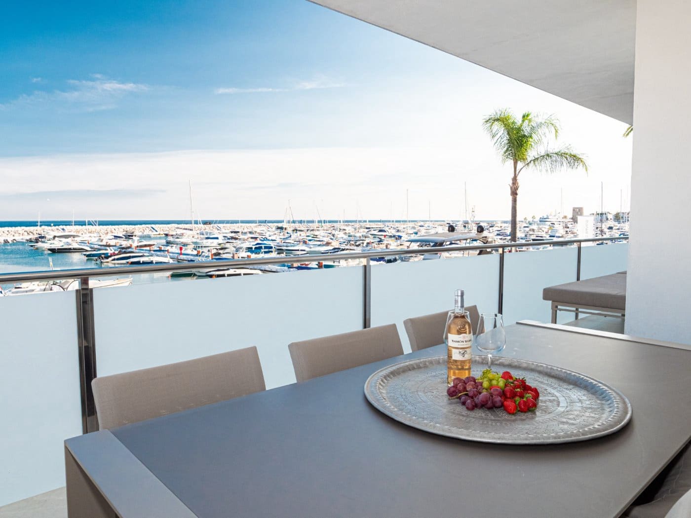 2 bedroom Apartment for sale in Puerto Banus - € 1,495,000 (Ref: 7166729)