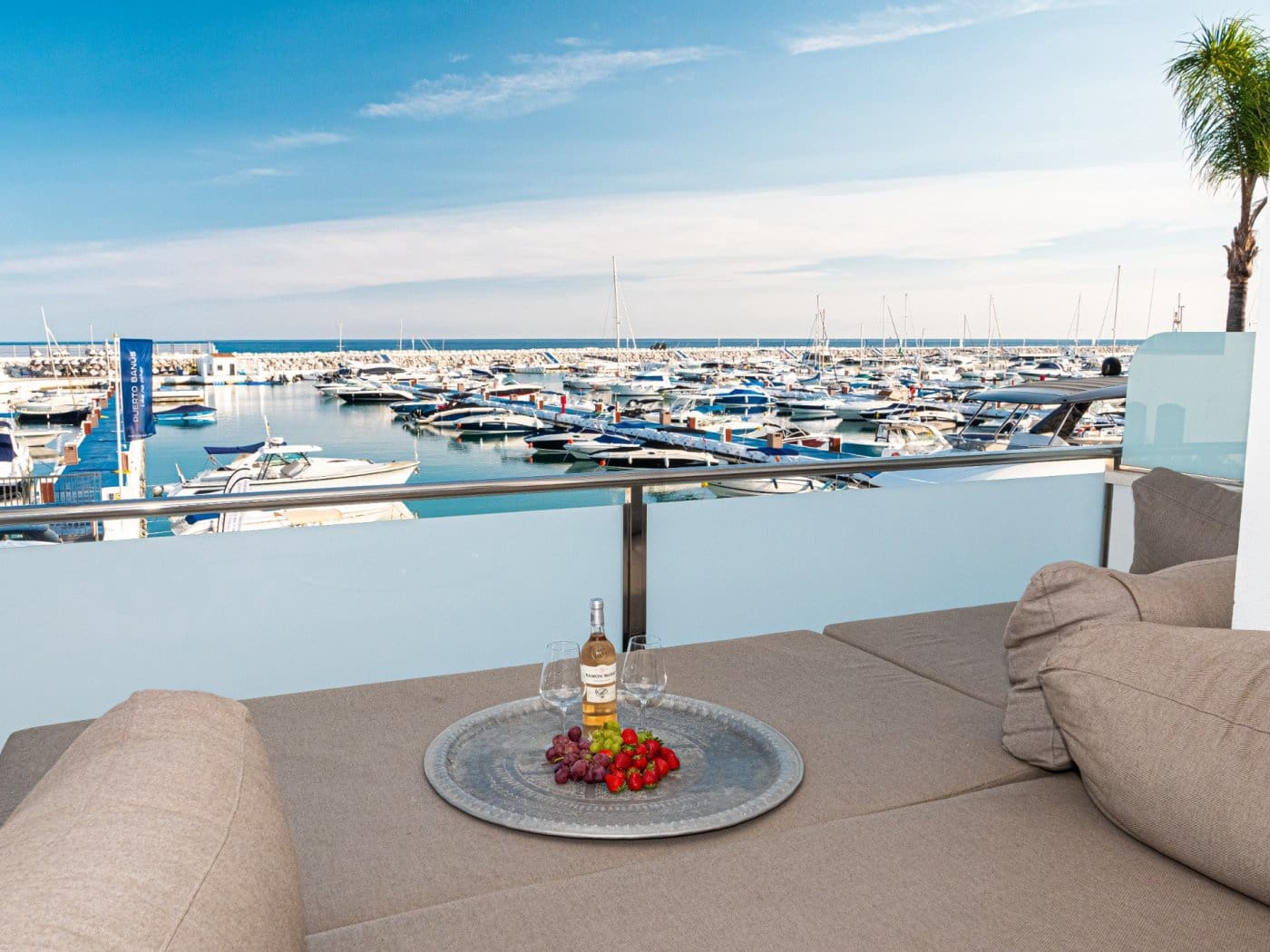 2 bedroom Apartment for sale in Puerto Banus - € 1,495,000 (Ref: 7166729)
