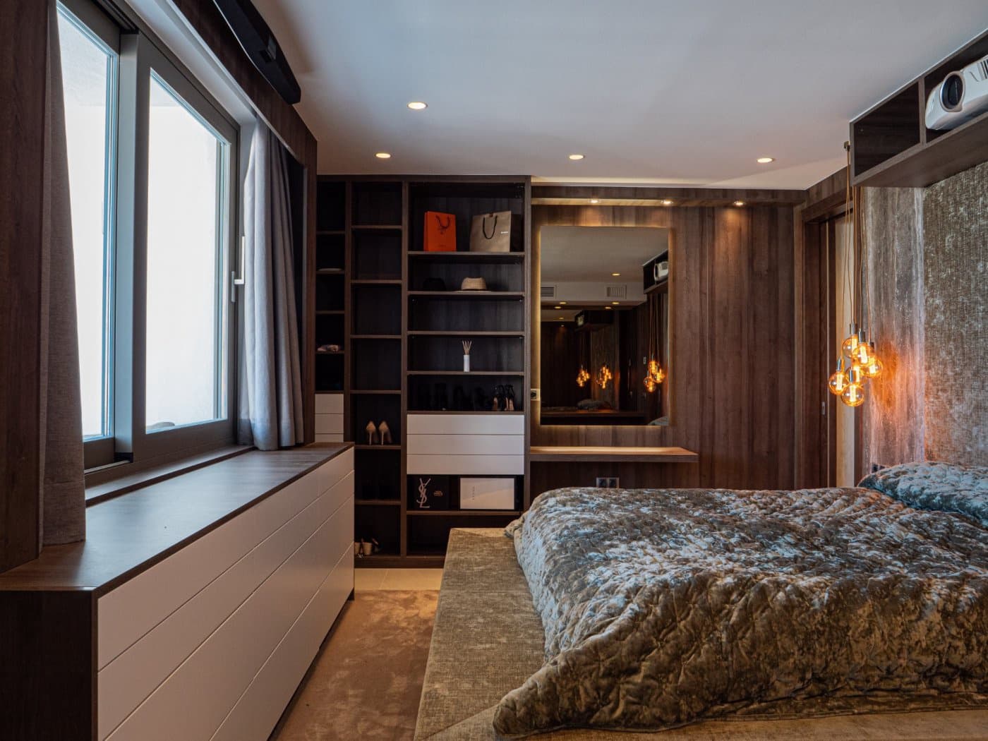 2 bedroom Apartment for sale in Puerto Banus - € 1,495,000 (Ref: 7166729)