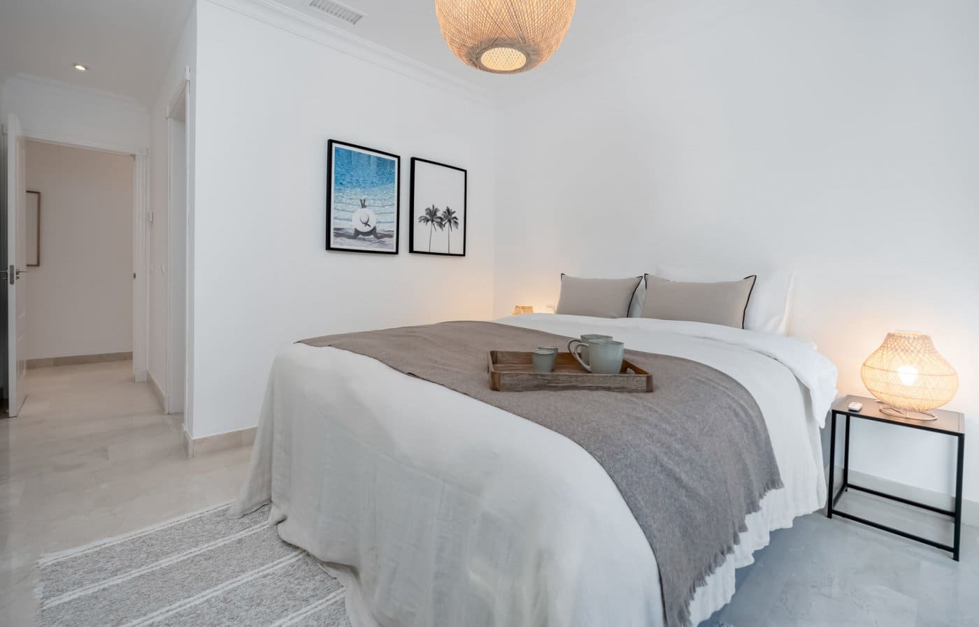 Apartamento de 3 habitaciones en Nueva Andalucia en venta con piscina garaje - 898.000 € (Ref: 7166730)