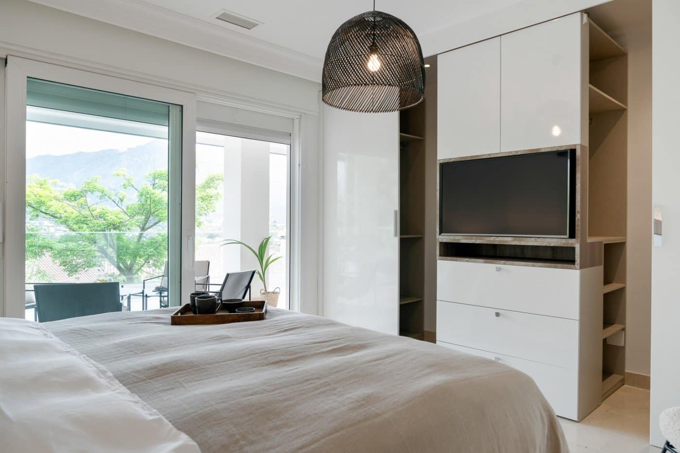 Apartamento de 3 habitaciones en Nueva Andalucia en venta con piscina garaje - 898.000 € (Ref: 7166730)