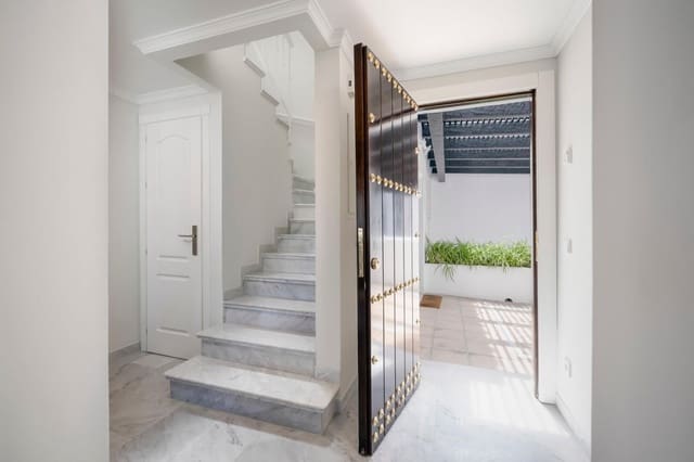 4 sovrum Takvåning till salu i Golden Mile, Marbella med pool garage - 4 690 000 € (Ref: 7166731)