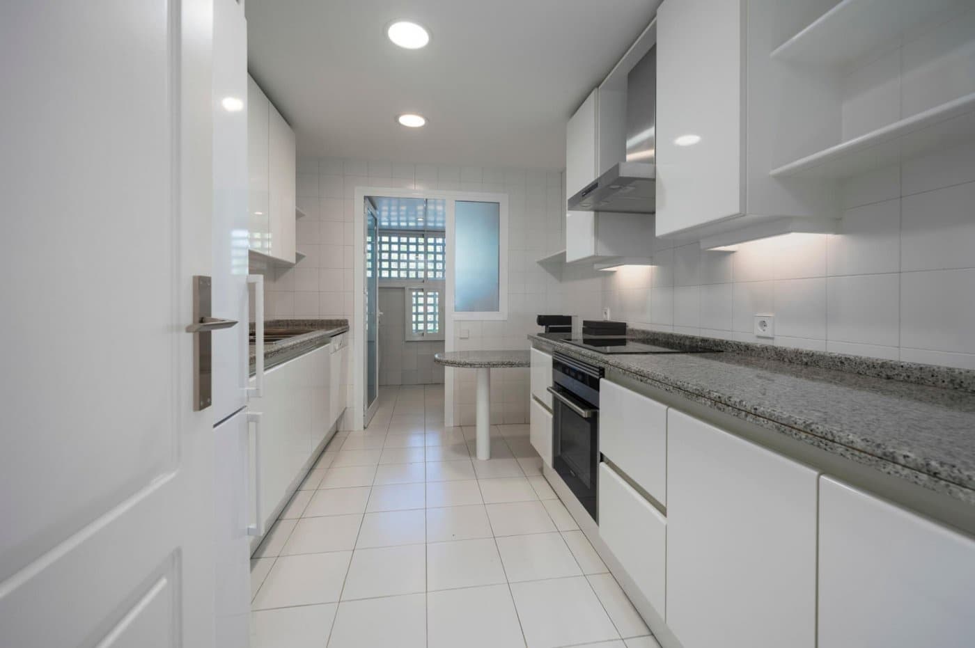 4 bedroom Penthouse for sale in Golden Mile with pool garage - € 4,690,000 (Ref: 7166731)