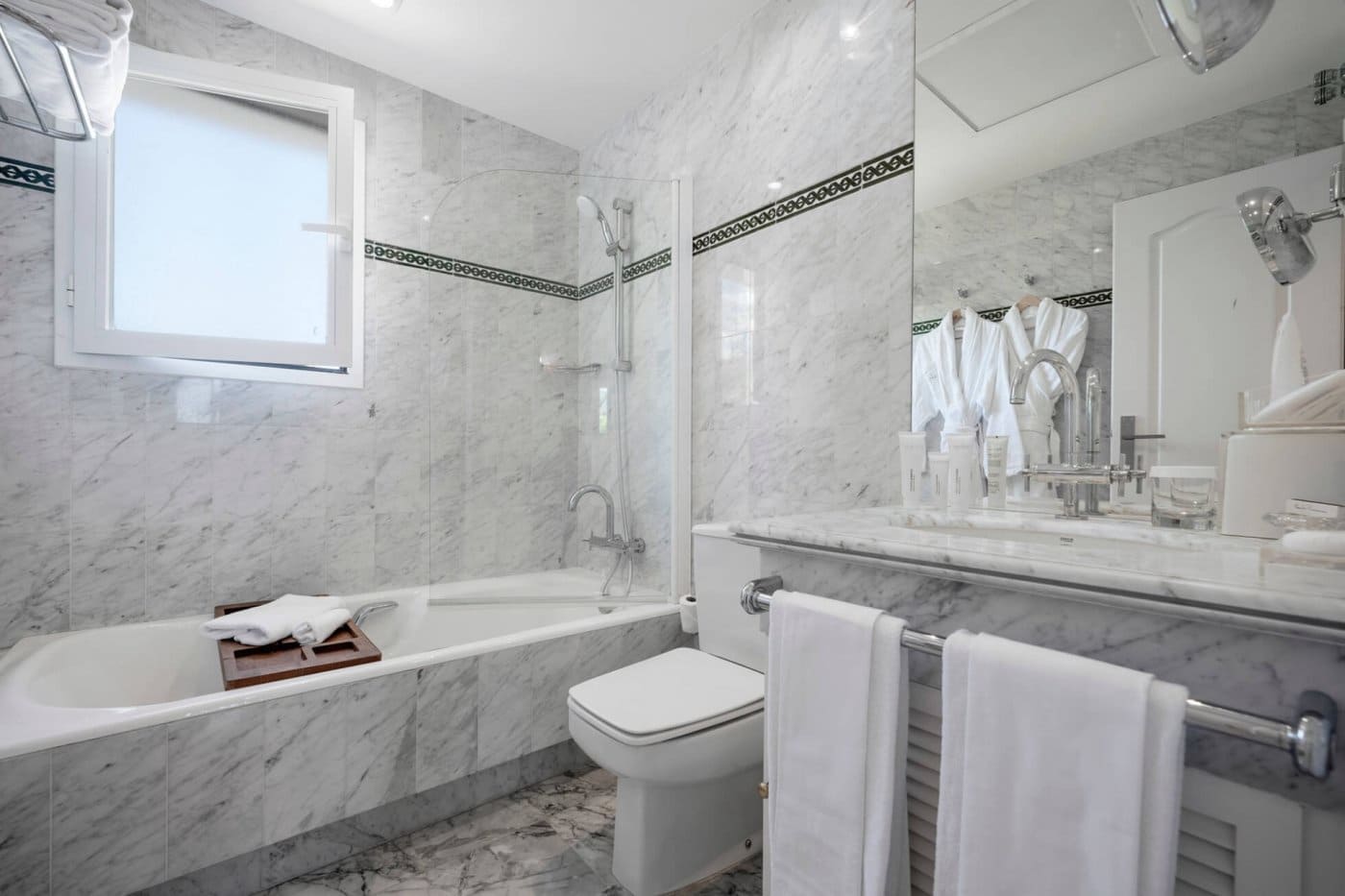 4 bedroom Penthouse for sale in Golden Mile with pool garage - € 4,690,000 (Ref: 7166731)