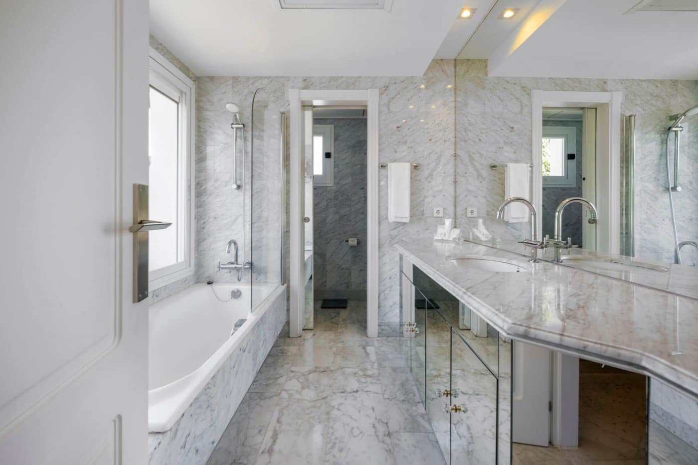 4 bedroom Penthouse for sale in Golden Mile with pool garage - € 4,690,000 (Ref: 7166731)