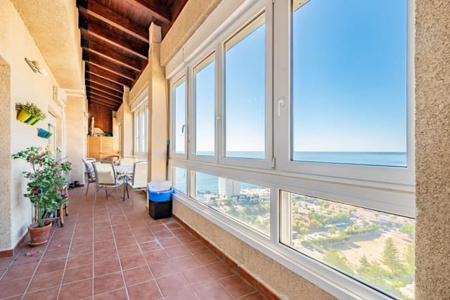 3 sypialnia Penthouse na sprzedaż w Benalmadena Costa, Benalmádena z basenem - 726 000 € (Ref: 7213989)