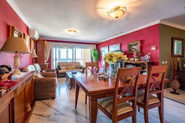 3 sypialnia Penthouse na sprzedaż w Benalmadena Costa, Benalmádena z basenem - 726 000 € (Ref: 7213989)