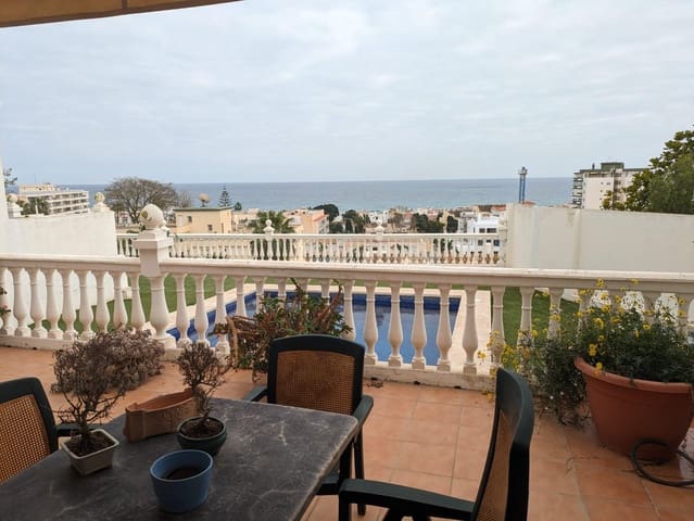 3 makuuhuone Asunto myytävänä paikassa Torremolinos mukana uima-altaan 
autotalli - 467 000 € (Ref: 8108895)