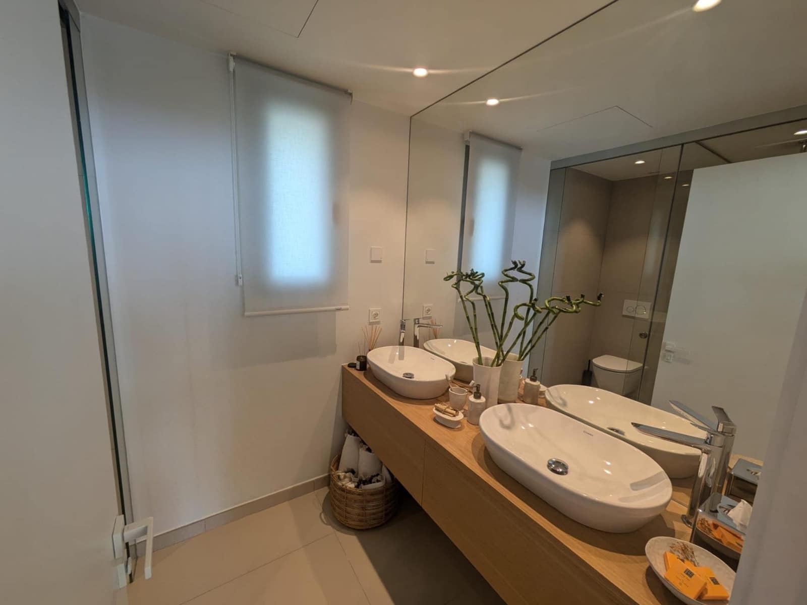 Apartamento de 3 habitaciones en Fuengirola en venta con piscina garaje - 595.000 € (Ref: 8108897)