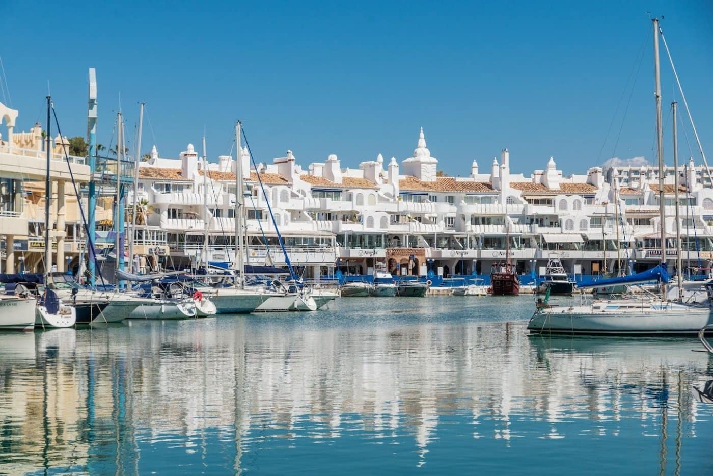 1 soveværelse Erhverv til salg i Benalmadena - € 495.000 (Ref: 8108900)